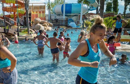 animation piscine camping paradis