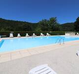 piscine extérieur du camping La Gineste