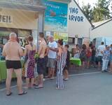 foule de vacanciers au camping arvor