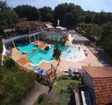 espace aquatique vue du ciel au camping Biper Gorri