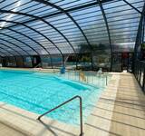 piscine intérieure du Camping Paradis Carcans-Lacanau