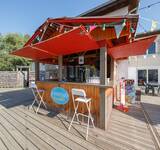 paillote au Camping Paradis Les Chanterelles