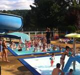 piscine avec vacanciers au camping l'europe