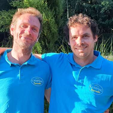 Propriétaires du Camping Paradis Lac d'Aydat, été 2022