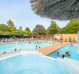 piscines extérieures du Camping Paradis le Ruou dans le Var