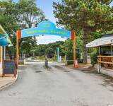 proche de bonne route au Camping Paradis Les Pins Royan en Charente-Maritime