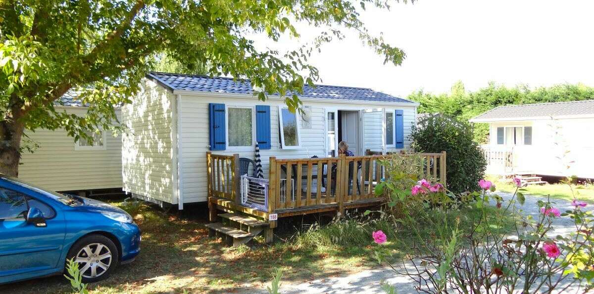 mobil-home familial au Camping Paradis Les Pins Royan en Charente-Maritime