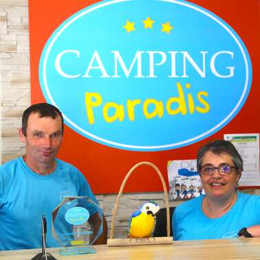 Propriétaires du Camping Paradis Rocher de la Granelle, été 2022