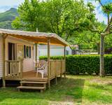 mobil home dans la verdure du camping vallespir