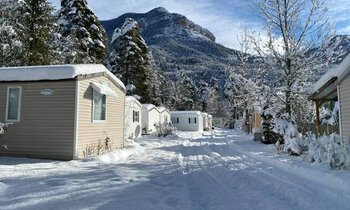 La neige pour les vacances en Camping Paradis.